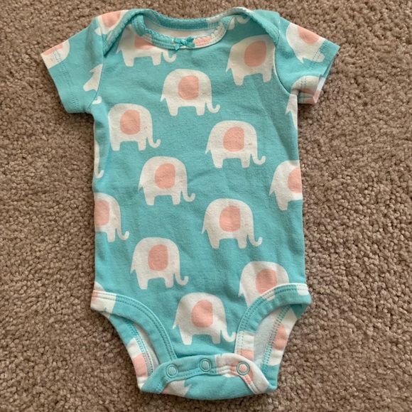 Carters onsie! Bundle 5/$20! - Picture 1 of 2